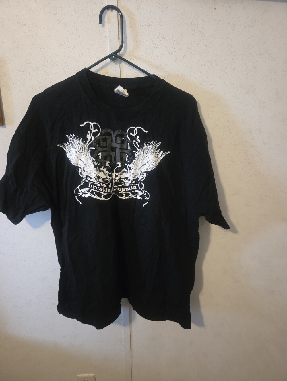 Breaking Benjamin concert shirt XL